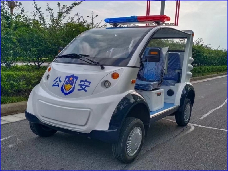 4座敞（chǎng）开式巡逻（luó）车